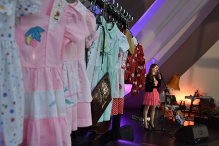 Mała Prywatka PRL-u - Magdalena Różowicz Teatr Vis a Vis